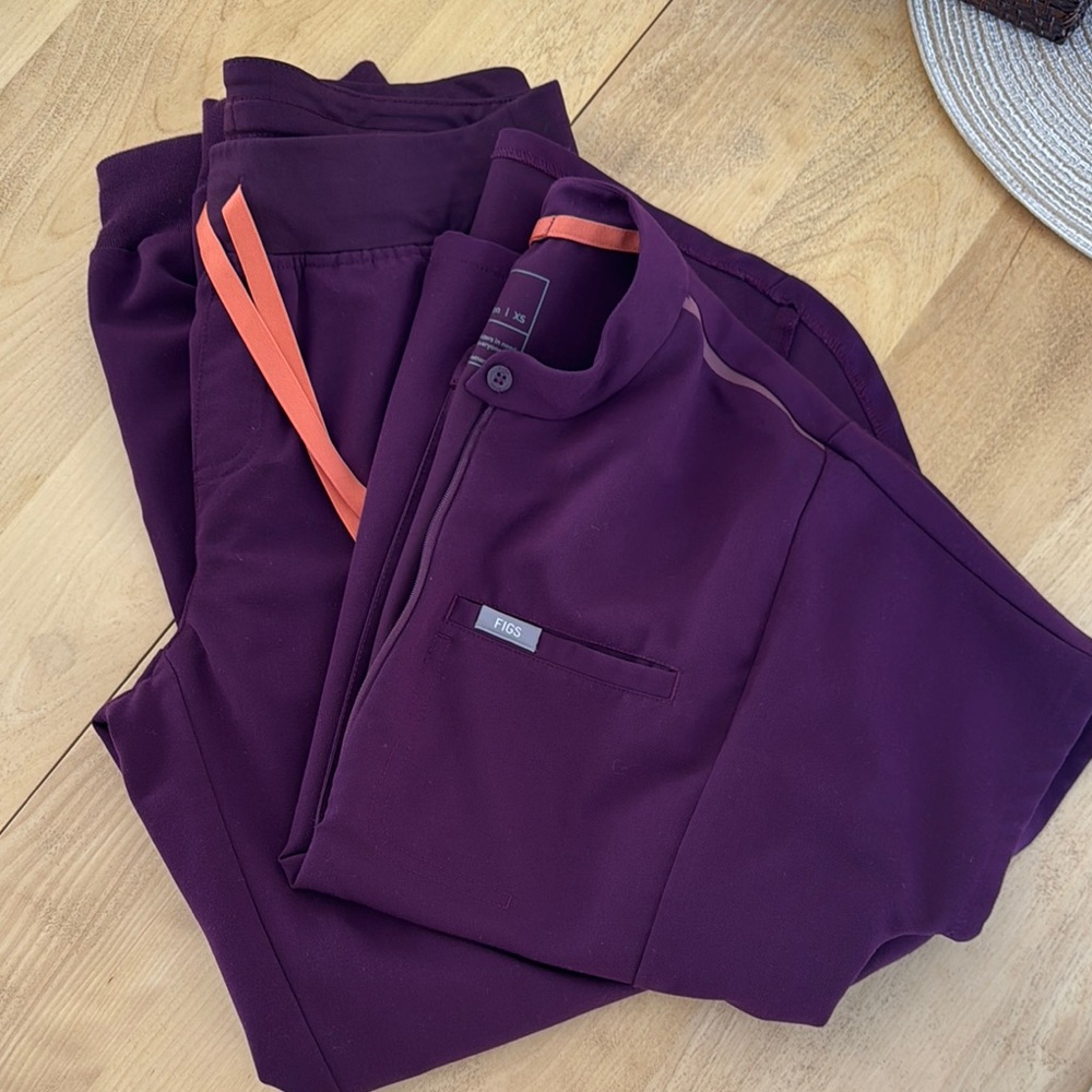 Figs DEEP PURPLE — RARE COLOR